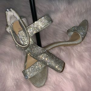 Zapato de tacón alto